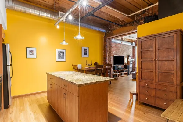 $299,900 | 130 John Street, Unit 107, Lowell, MA 01852