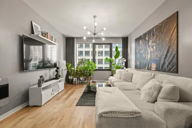 $250,000 | 1200 Main Street, Unit 1508, Dallas, TX 75202