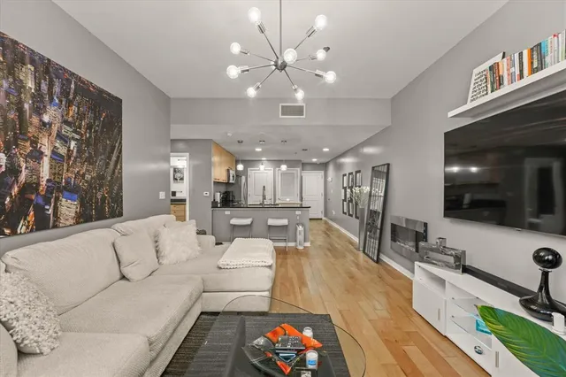 $250,000 | 1200 Main Street, Unit 1508, Dallas, TX 75202