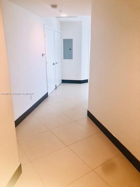 60 Southwest 13th Street, Unit 1400 Miami, FL 33130 - Photo 2 of 19