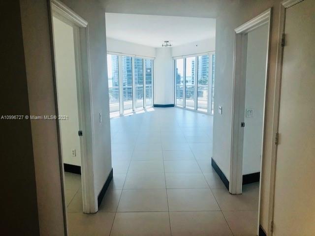 60 Southwest 13th Street, Unit 1400 Miami, FL 33130 - Photo 3 of 19