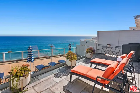 $2,145,000 | 27400 Pacific Coast Highway, Unit 108, Malibu, CA 90265