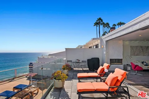 $2,145,000 | 27400 Pacific Coast Highway, Unit 108, Malibu, CA 90265