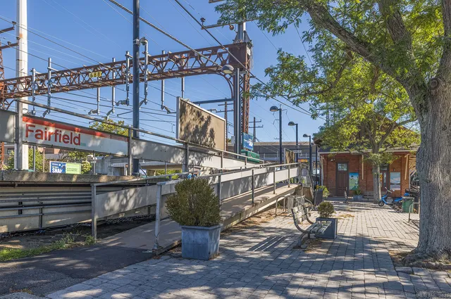 $4,900 | 391 South Pine Creek Road, Fairfield, CT 06824