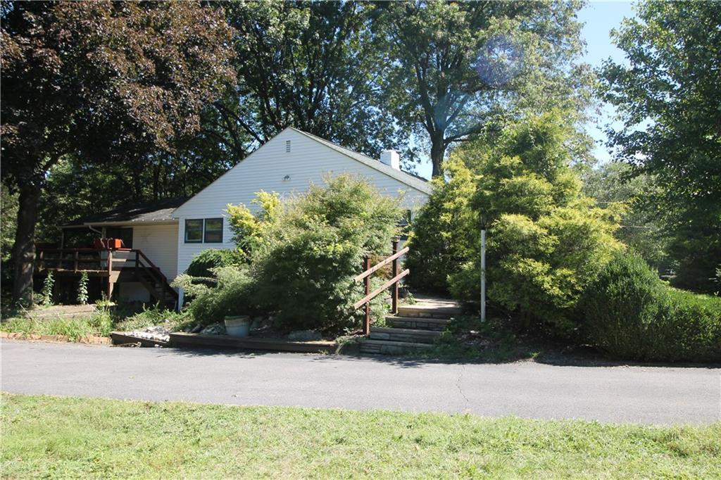809 Whippoorwill Hill Road Gibsonia, PA 15044 - Photo 7 of 12 Gallery Image 7