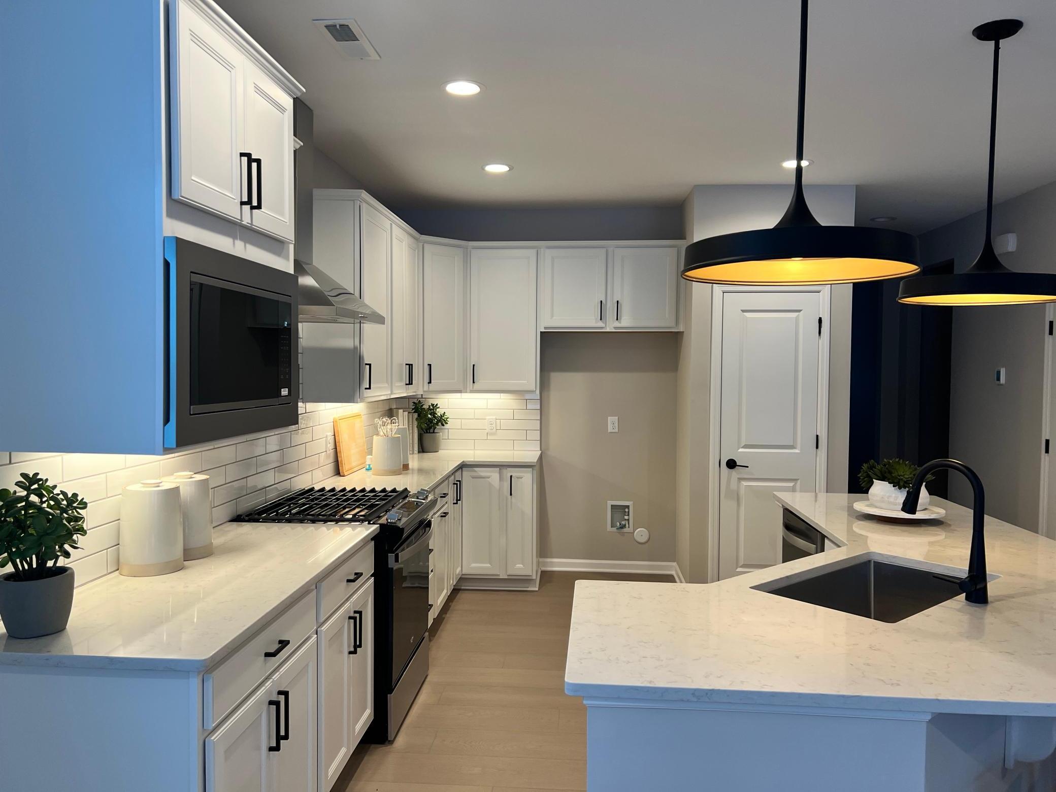 19671 Hunters Ridge Rogers, MN 55374 - Photo 4 of 22