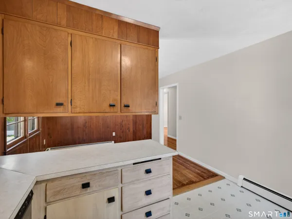 $320,000 | 34 Riched Lane, Montville, CT 06382