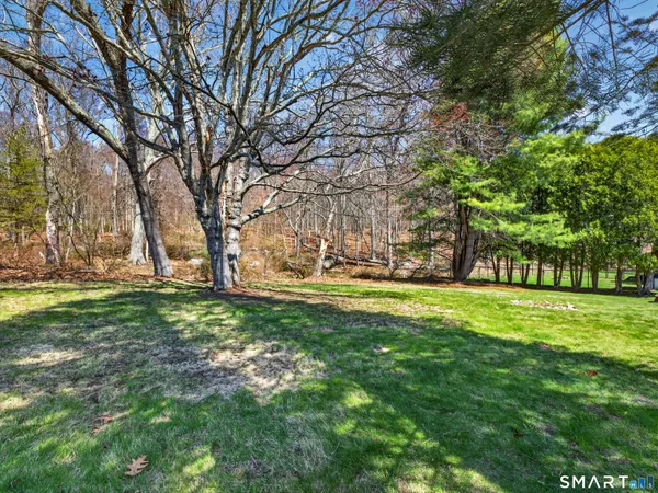 $320,000 | 34 Riched Lane, Montville, CT 06382