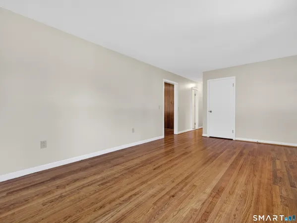 $320,000 | 34 Riched Lane, Montville, CT 06382