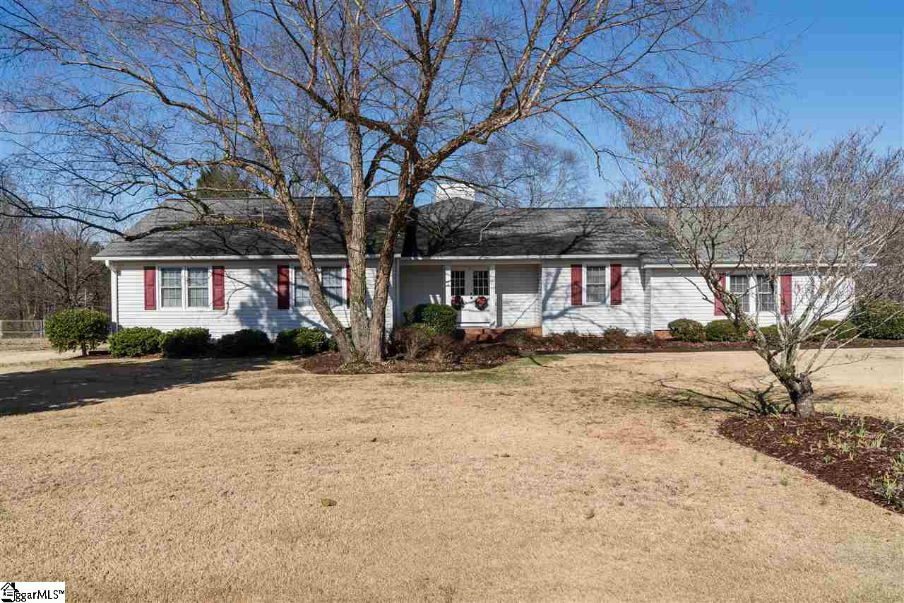 3 East Ridge Drive Inman, SC 29349 - Photo 1 of 24