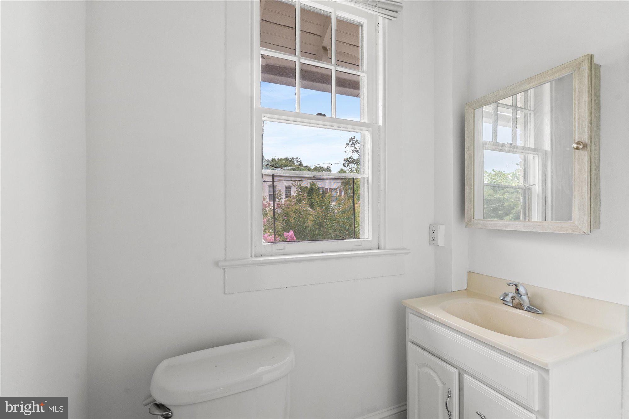 3538 T Street Northwest Washington, DC 20007 - Photo 22 of 36 Upper level bathroom