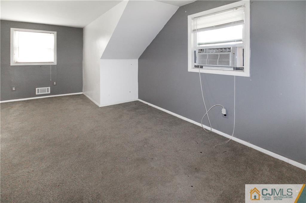 147 Summerhill Road East Brunswick, NJ 08816 - Photo 15 of 22 Gallery Image 15