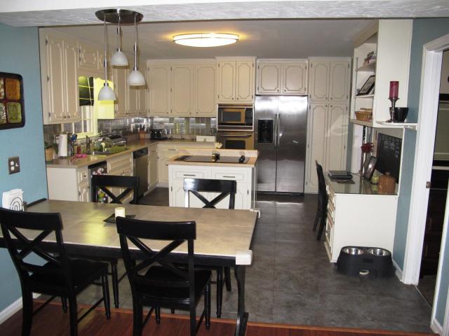 6035 Cove Road Roanoke, VA 24019 - Photo 2 of 20 1