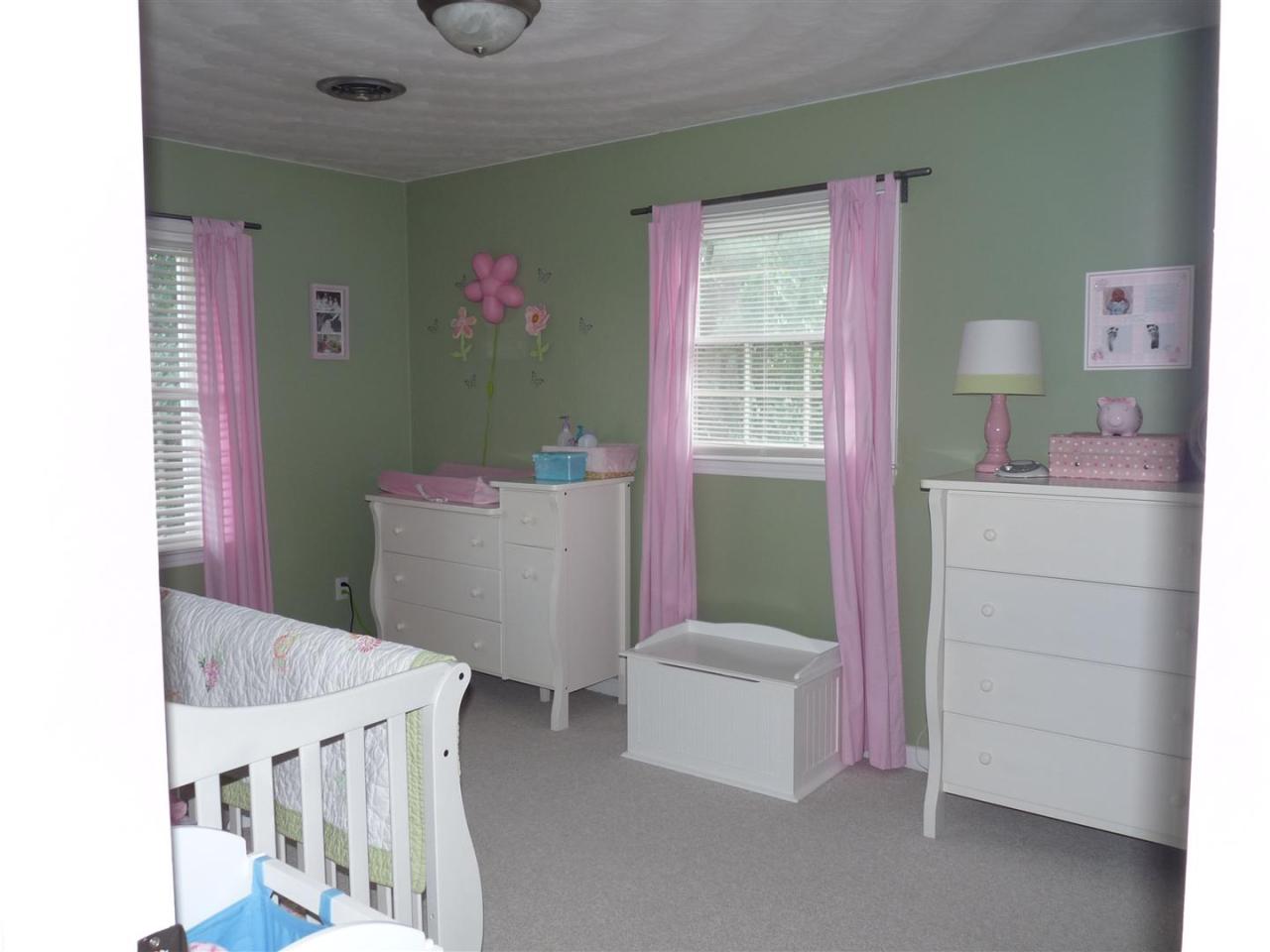 6035 Cove Road Roanoke, VA 24019 - Photo 14 of 20 13