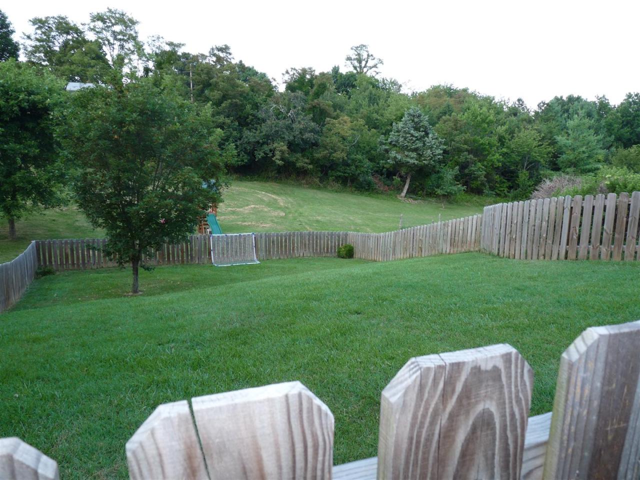 6035 Cove Road Roanoke, VA 24019 - Photo 18 of 20 17