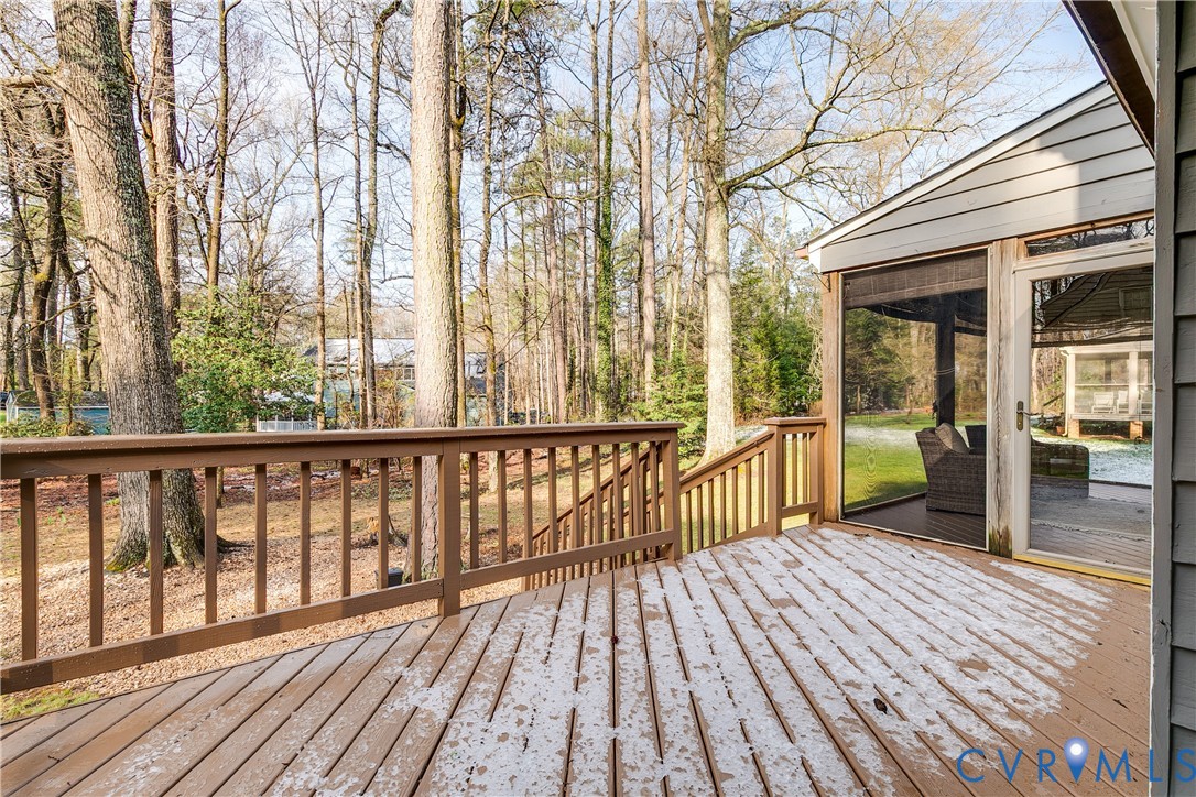 2802 Fairgate Road Midlothian, VA 23112 - Photo 34 of 38 a view of a wooden chairs on the roof deck