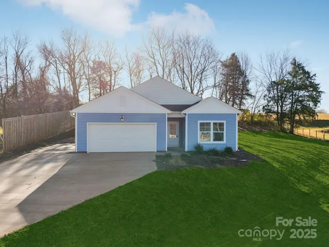 $368,900 | 3567 Farmfield Drive, Claremont, NC 28610