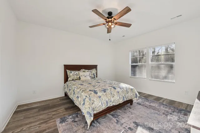 $368,900 | 3567 Farmfield Drive, Claremont, NC 28610