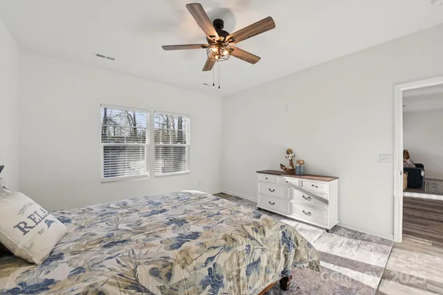 $368,900 | 3567 Farmfield Drive, Claremont, NC 28610