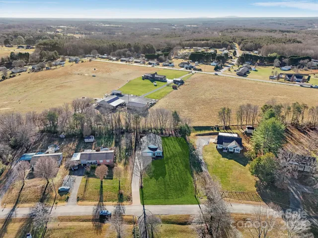 $368,900 | 3567 Farmfield Drive, Claremont, NC 28610