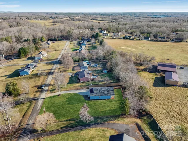 $368,900 | 3567 Farmfield Drive, Claremont, NC 28610