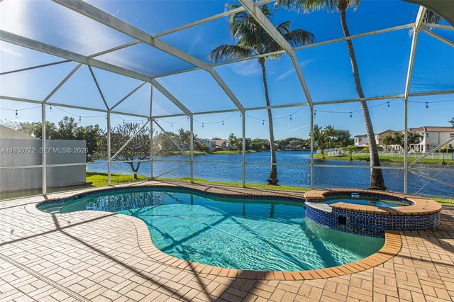 $919,000 | 15842 Northwest 10th Street, Pembroke Pines, FL 33028