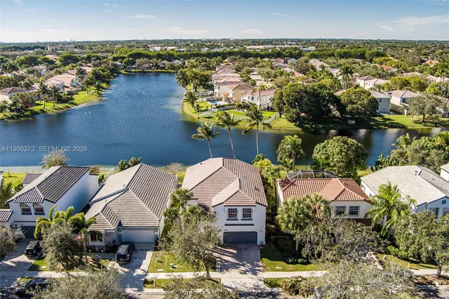 $919,000 | 15842 Northwest 10th Street, Pembroke Pines, FL 33028