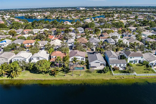 $919,000 | 15842 Northwest 10th Street, Pembroke Pines, FL 33028