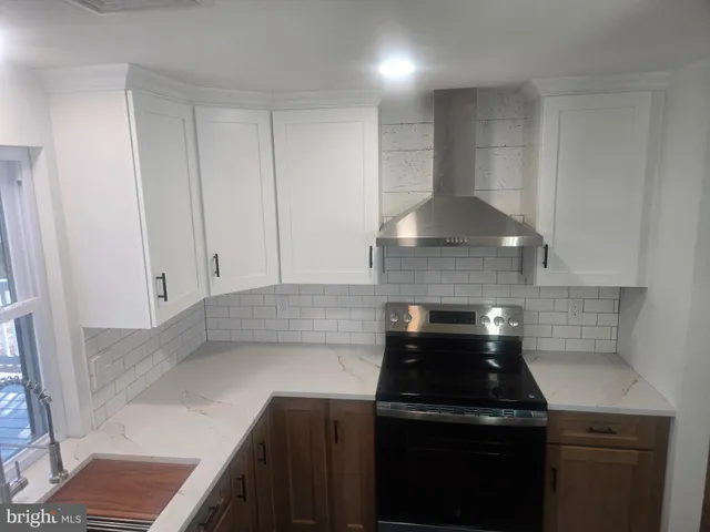 $460,000 | 102 Valley Green Drive, Coatesville, PA 19320