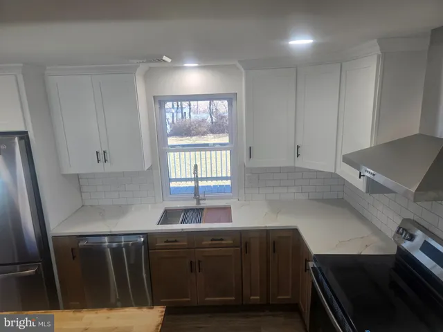 $460,000 | 102 Valley Green Drive, Coatesville, PA 19320