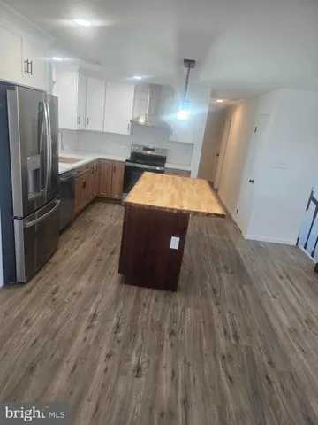 $460,000 | 102 Valley Green Drive, Coatesville, PA 19320