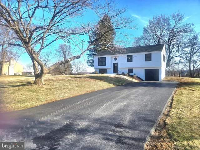 $460,000 | 102 Valley Green Drive, Coatesville, PA 19320
