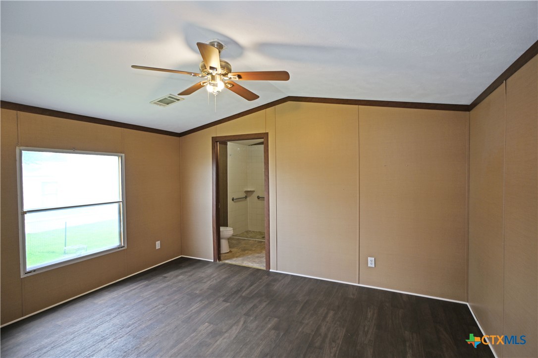1339 Wald Road, Unit 33 New Braunfels, TX 78132 - Photo 15 of 27 Primary Bedroom