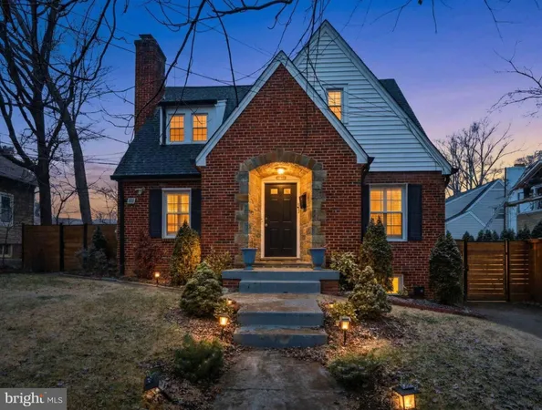 $1,190,000 | 908 Davis Avenue, Takoma Park, MD 20912