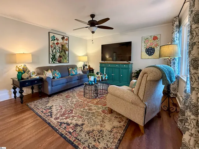 $225,000 | 231 North Dill Avenue, Greer, SC 29651