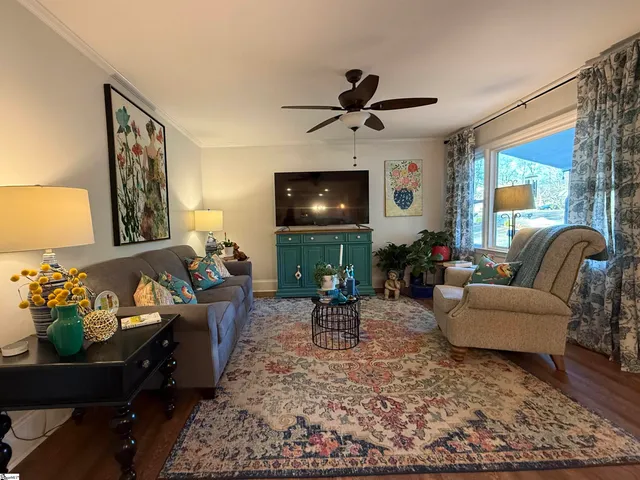 $225,000 | 231 North Dill Avenue, Greer, SC 29651