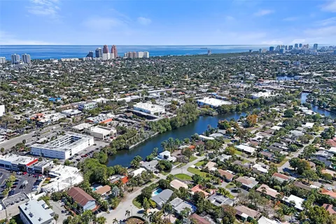 $395,000 | 3010 Northeast 21st Terrace, Fort Lauderdale, FL 33306