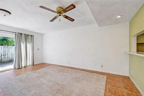 $395,000 | 3010 Northeast 21st Terrace, Fort Lauderdale, FL 33306