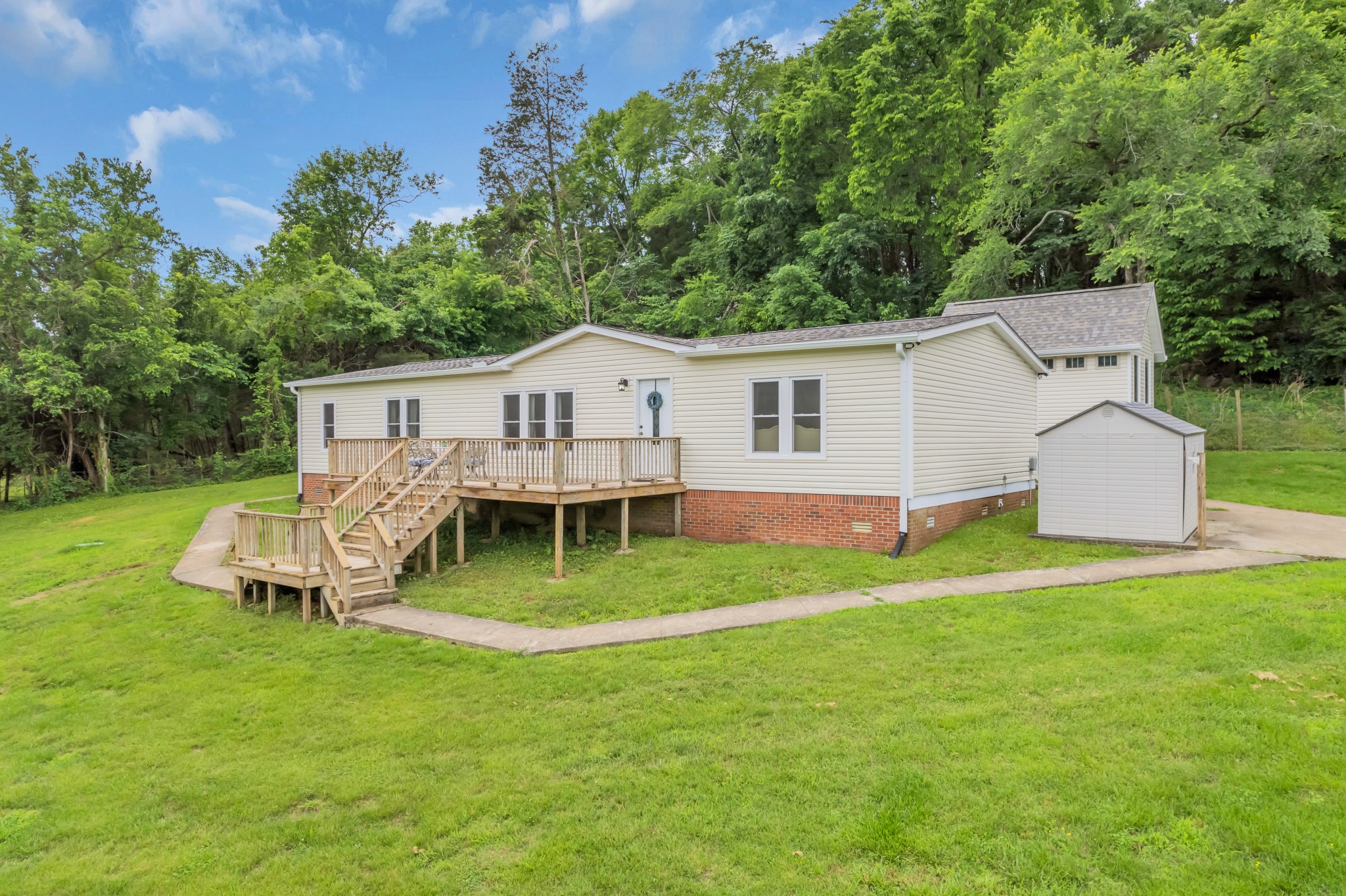593 Rogues Fork Road Bethpage, TN 37022 - Photo 3 of 35