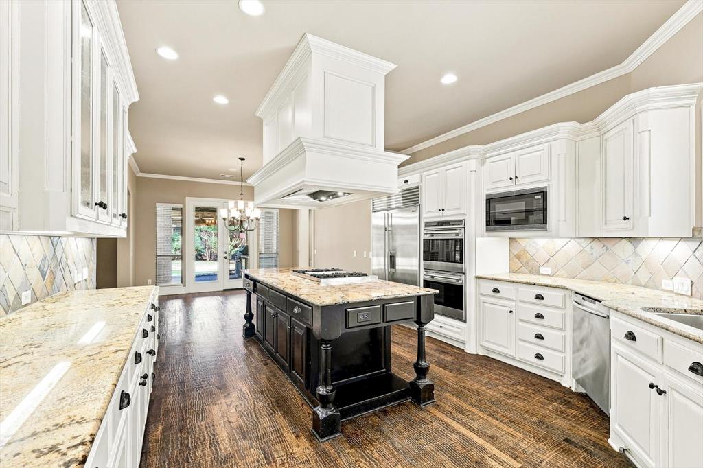 731 Lockridge Road Lantana, TX 76226 - Photo 11 of 38 Gallery Image 11