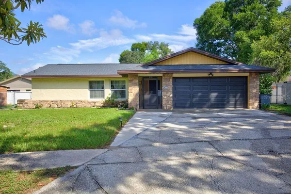 $379,900 | 3110 Clovewood Place, Seffner, FL 33584