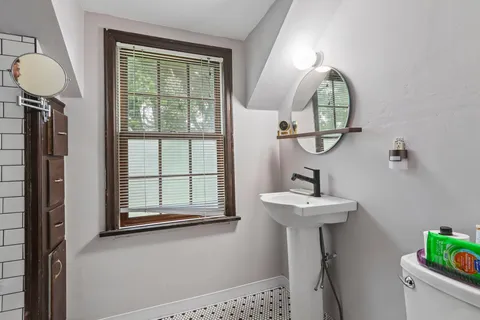 $450,000 | 7008 Elmwood Avenue, Middleton, WI 53562