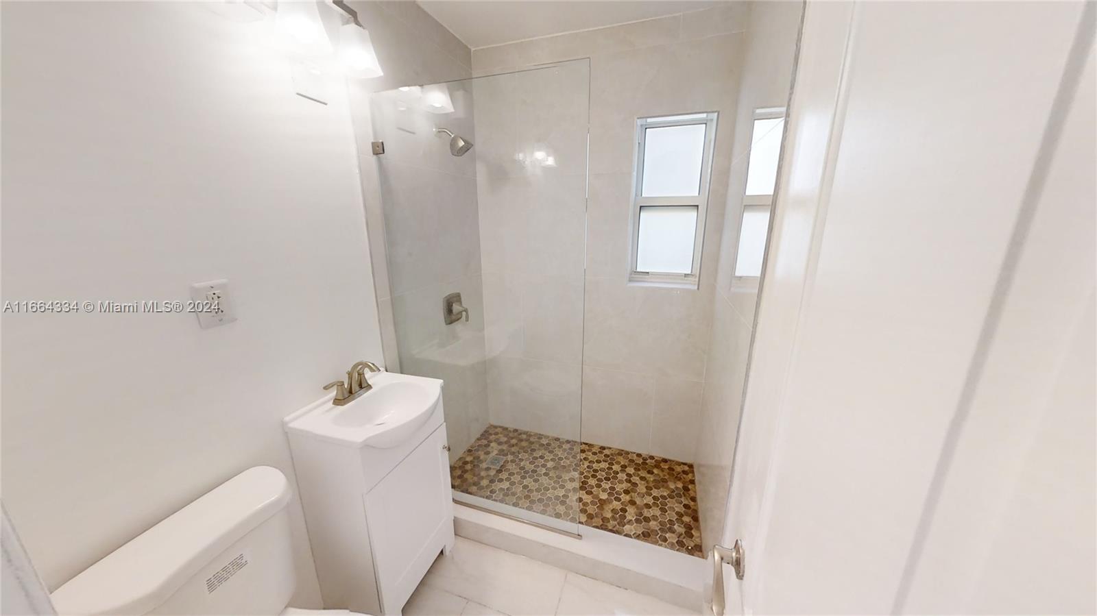 7585 Southwest 30th Terrace Miami, FL 33155 - Photo 15 of 30 Gallery Image 15
