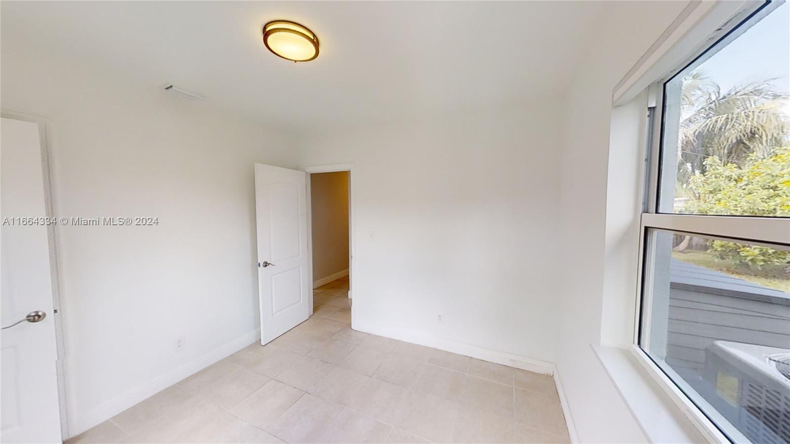 7585 Southwest 30th Terrace Miami, FL 33155 - Photo 18 of 30 Gallery Image 18