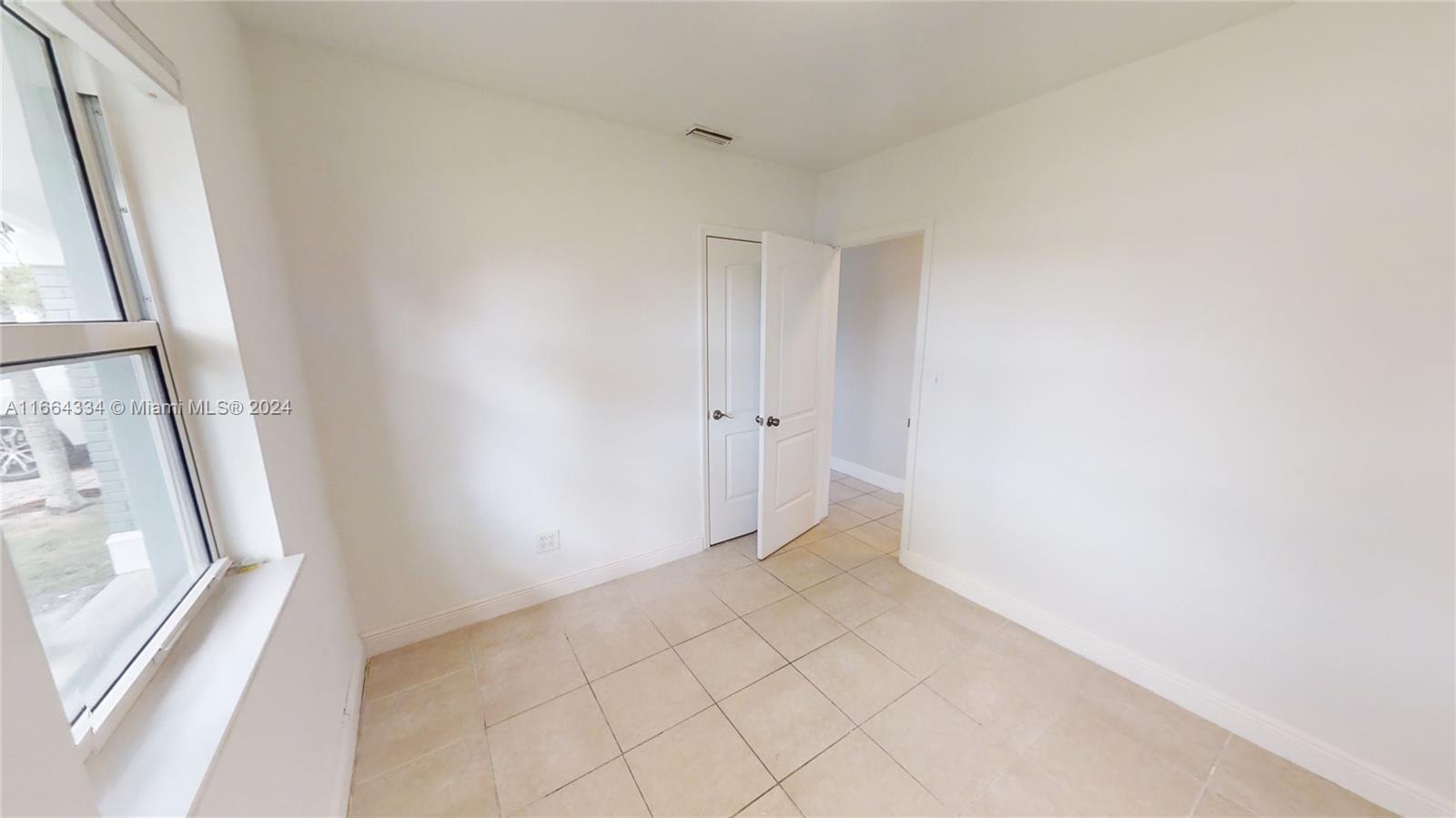 7585 Southwest 30th Terrace Miami, FL 33155 - Photo 24 of 30 Gallery Image 24