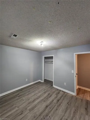 $1,500 | 2115 Hunter Street, Greensboro, NC 27401