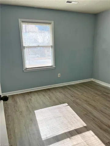 $1,500 | 2115 Hunter Street, Greensboro, NC 27401