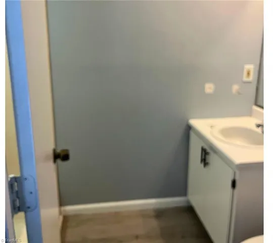 $1,500 | 2115 Hunter Street, Greensboro, NC 27401