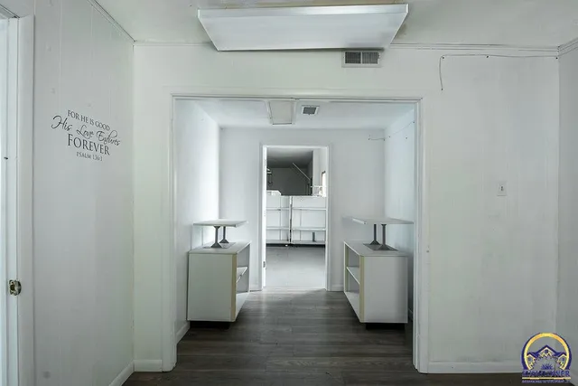 $136,000 | 1435 Southeast Madison Street, Topeka, KS 66607