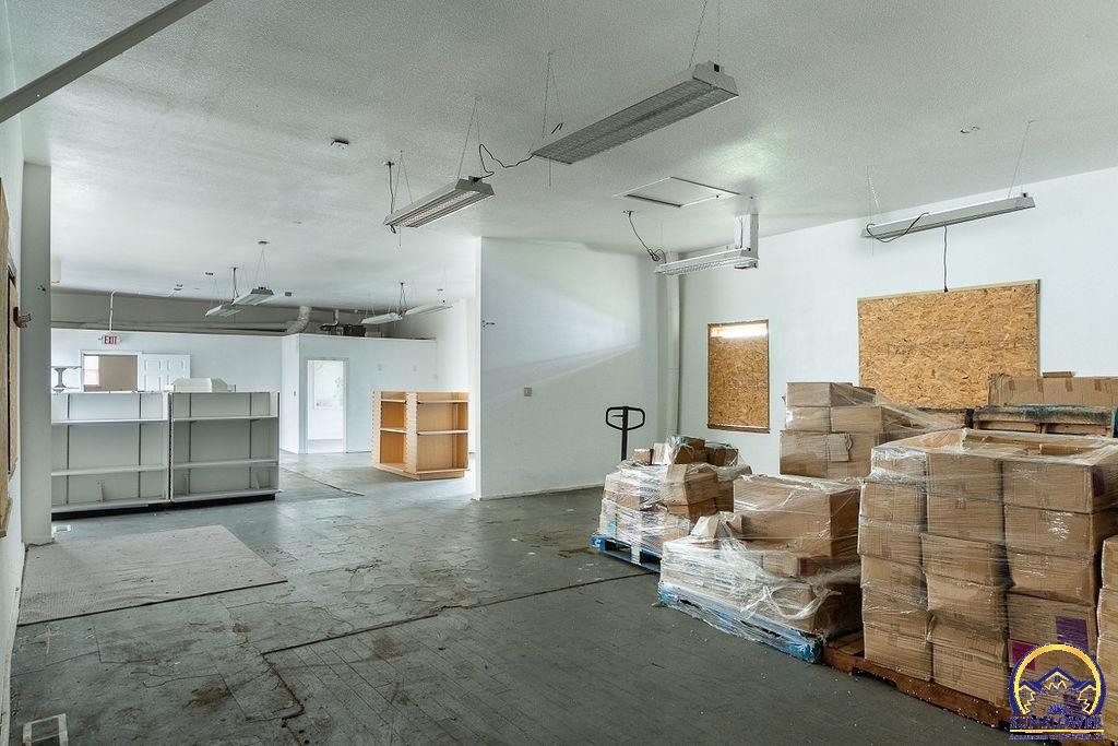 1435 Southeast Madison Street Topeka, KS 66607 - Photo 21 of 41